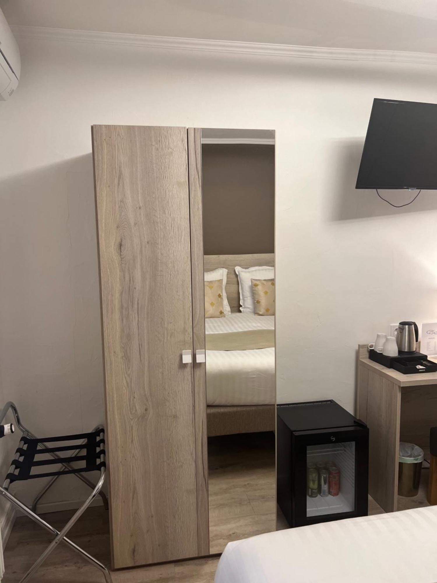 Hotel Du Golfe Sete-Balaruc Eksteriør bilde